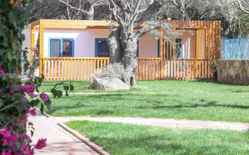 בארי סארדו Camping Villaggio L'Ultima Spiaggia מראה חיצוני תמונה